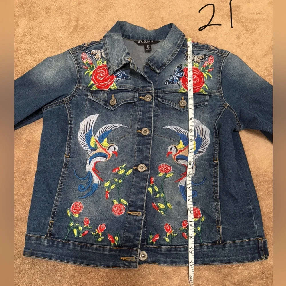 Baccini gorgeous embroidered denim jacket size M - Picture 5 of 9
